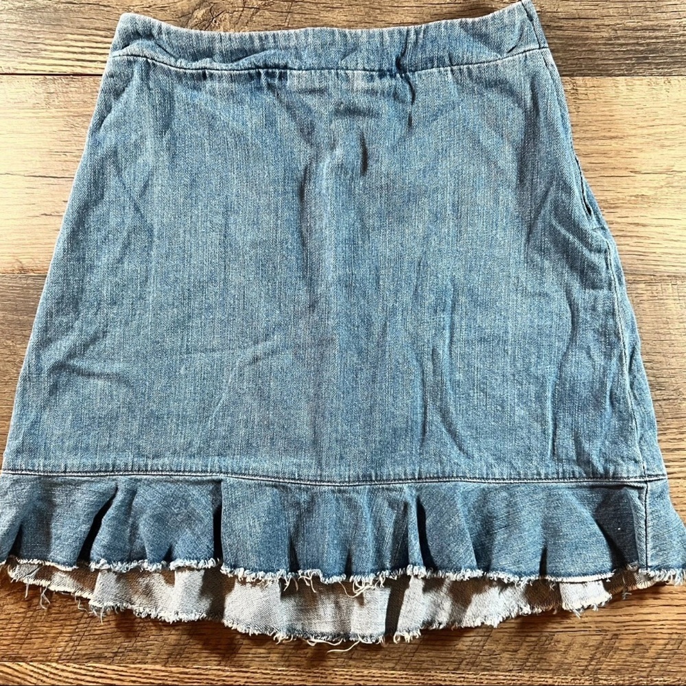 SHOW ME YOUR MUMU Skirt Womens Size 26 Light Wash Tiered Frayed Hem Denim Mini